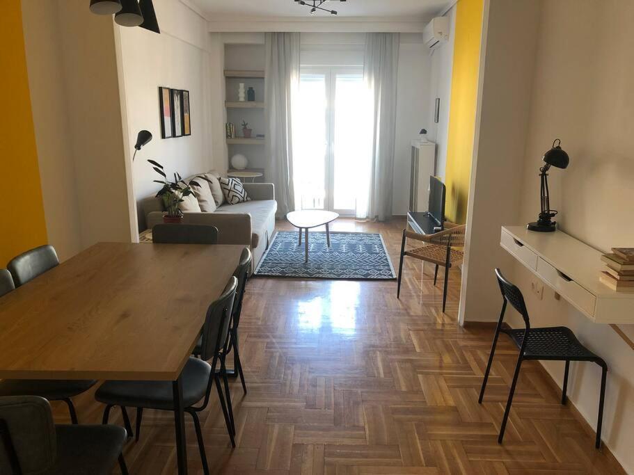 2 Mon-Keys Apartment Tesalonika Bagian luar foto