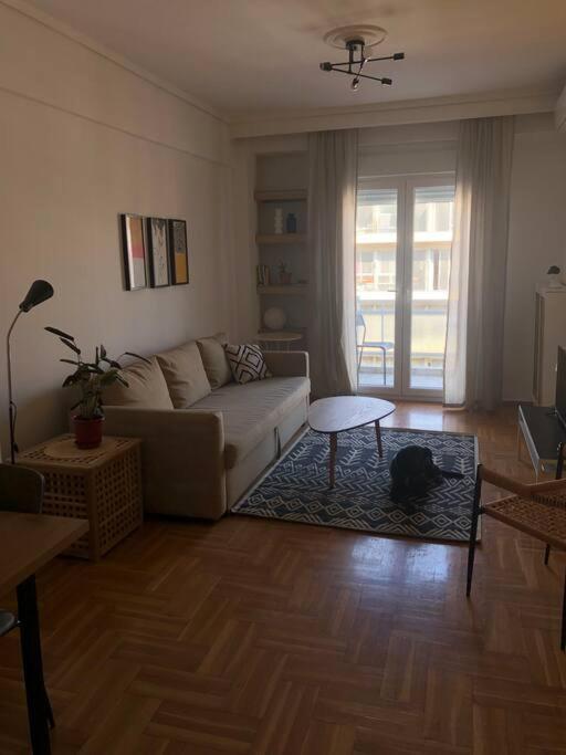2 Mon-Keys Apartment Tesalonika Bagian luar foto