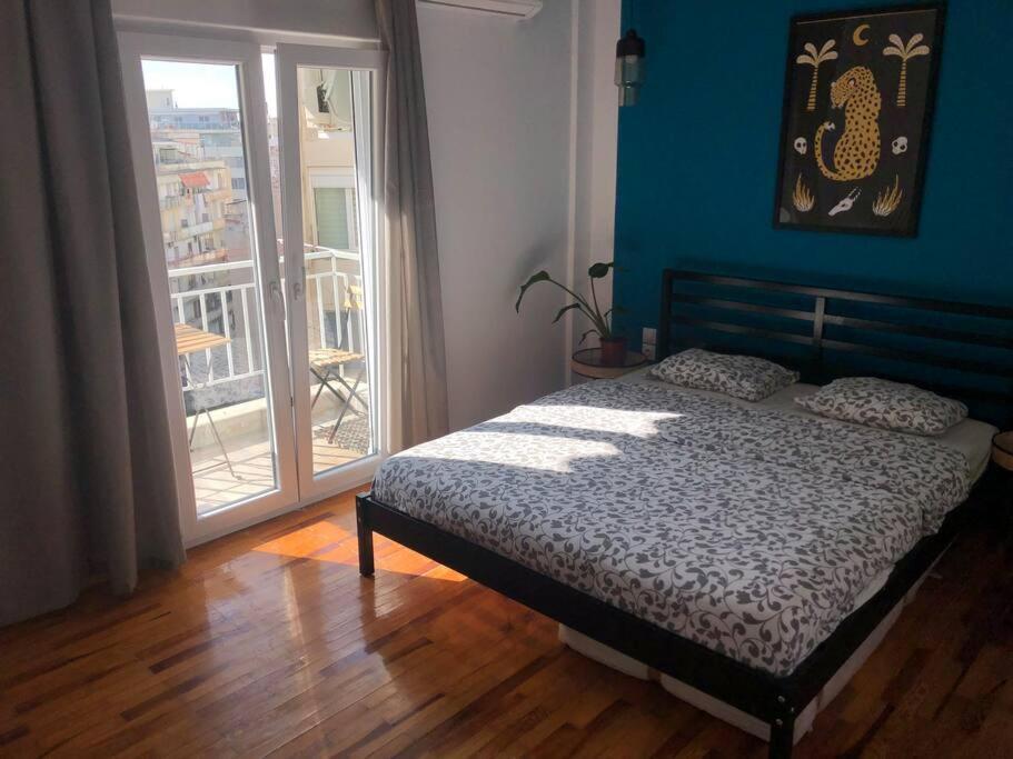 2 Mon-Keys Apartment Tesalonika Bagian luar foto