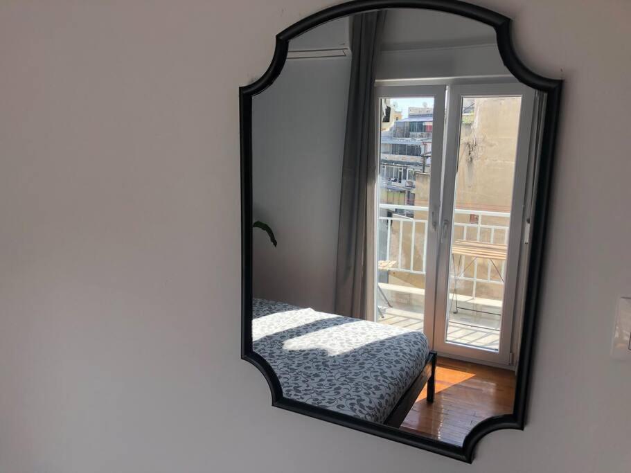 2 Mon-Keys Apartment Tesalonika Bagian luar foto