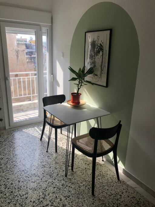 2 Mon-Keys Apartment Tesalonika Bagian luar foto